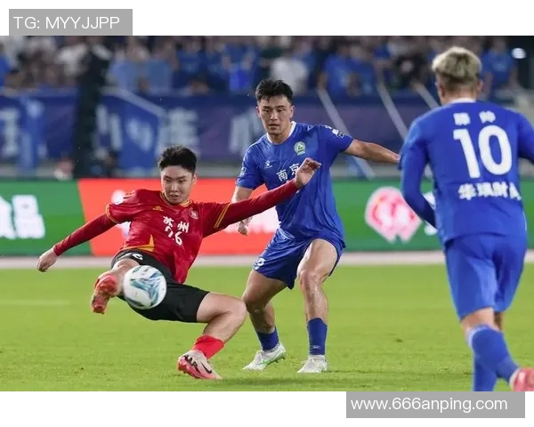 南京足球队防守表现分析与改进建议探讨