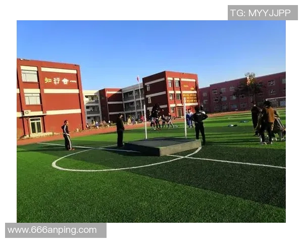 北航足球杯盛况空前学子激情四溢展现青春风采与团队精神 北航足球杯盛况空前学子激情四溢展现青春风采与团队精神