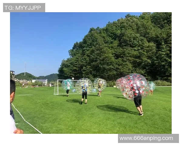 泡泡与足球的奇妙冒险:探索泡泡世界中的足球乐趣与创意挑战 泡泡与足球的奇妙冒险:探索泡泡世界中的足球乐趣与创意挑战