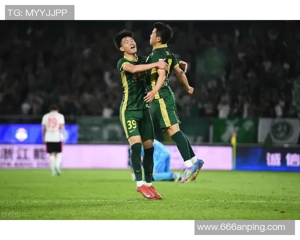 杭州足球队的战术节奏解析与球队发展深度剖析 杭州足球队的战术节奏解析与球队发展深度剖析