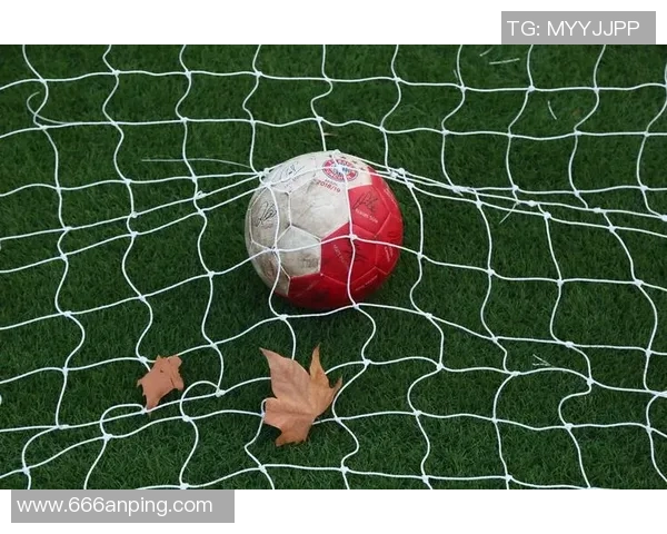 足球滤镜下的美丽与真实:探讨足球文化中的理想与现实交织 足球滤镜下的美丽与真实:探讨足球文化中的理想与现实交织